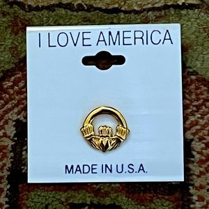 14k Irish Claddagh pin LOVE LOYALTY FRIENDSHIP CROWN HEART HANDS